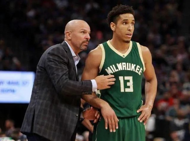 太阳将布莱索交易至雄鹿得到门罗和选秀权，如何评价这个交易？