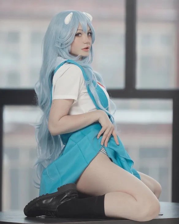 凹凸有致尽显风情！肉感长腿御姐“Grusha”攻略美图！