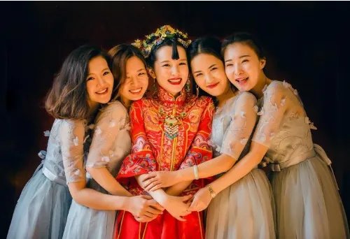 亲妹妹能当伴娘吗 姐妹团可以是已婚的吗