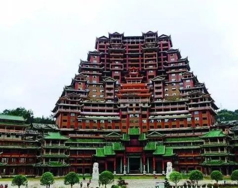 独山县400亿烂尾楼始末