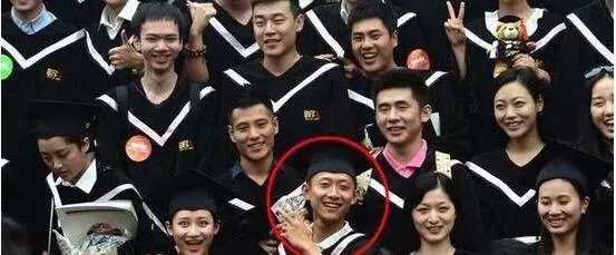 扒一扒明星毕业照，看看明星的颜值是如何“疯狂生长”的？