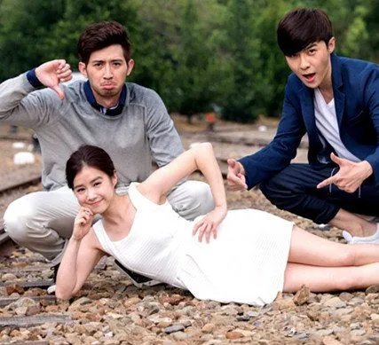 唐禹哲李佳颖身高差照片曝光 戏里戏外恩爱不断