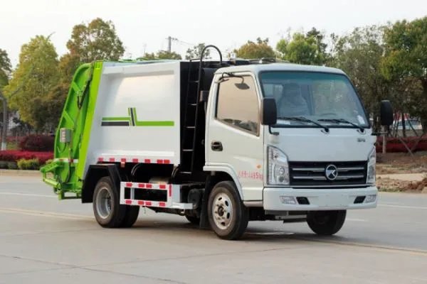 垃圾环卫车一般多少钱