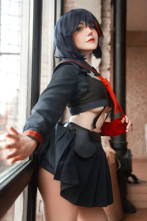 凹凸有致尽显风情！肉感长腿御姐“Grusha”攻略美图！