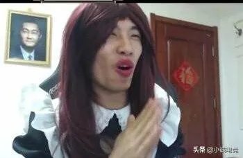 DNF土豪玩家迷恋女主播，半年刷了30多万，见面才知女神是大妈，你怎么看？