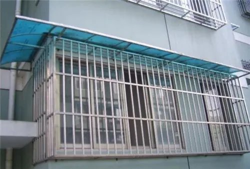 一个阳台防盗窗多少钱 阳台防盗窗都有哪些