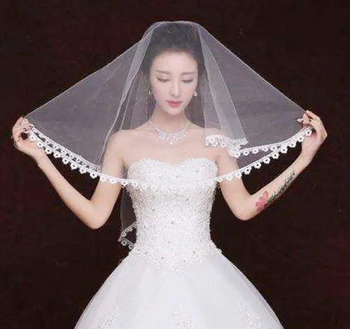 新娘头饰图片欣赏  新娘发型需要哪些头饰