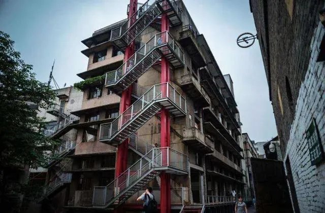 深圳1000万的房子，出租大约要多少钱？