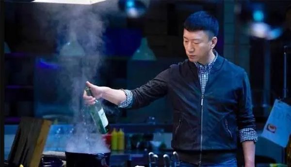 电视剧好先生中陆远在美国为什么坐牢