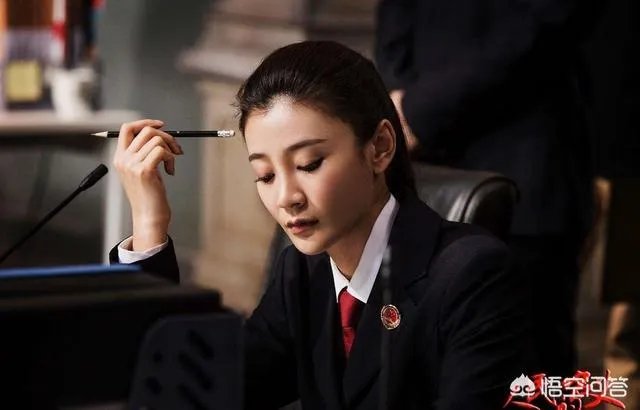 曹云金唐宛离婚,冷漠转账500万,为爱放弃事业值吗?