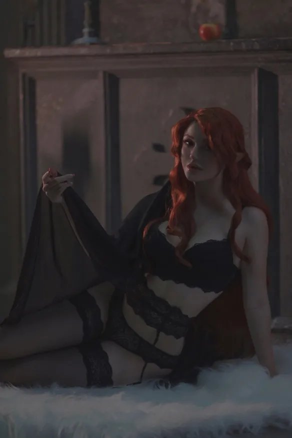 凹凸有致尽显风情！肉感长腿御姐“Grusha”攻略美图！