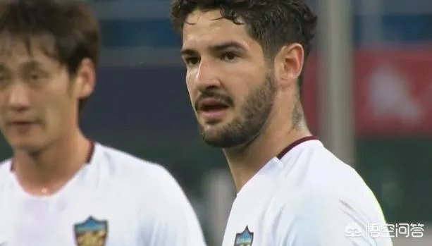 权健主场3:2战胜柏太阳神，淘汰赛确定与广州恒大相遇，两支球队谁能够赢下比赛？