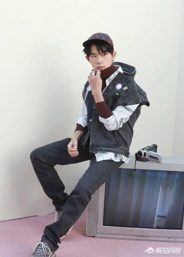 你们喜欢tfboys里的王源和王俊凯吗?