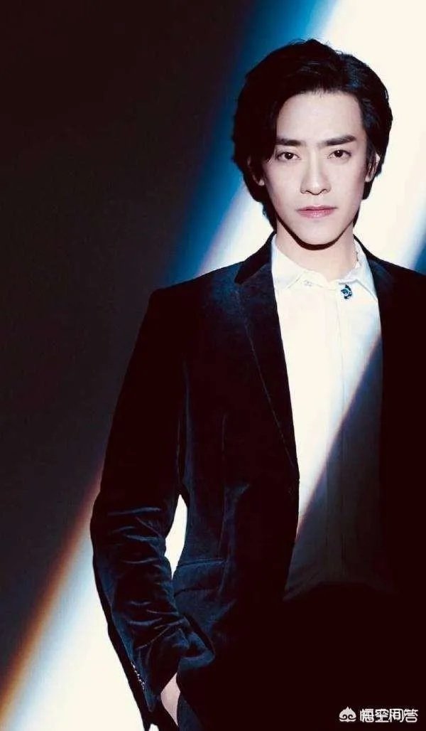 郑云龙退出《歌手》的原因是什么？大家怎么看？