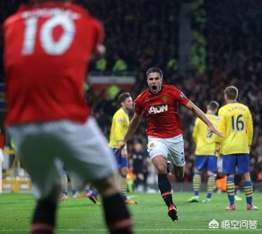 皇马和拜仁欧冠次回合比赛中，怎么解读J罗进球后的动作？