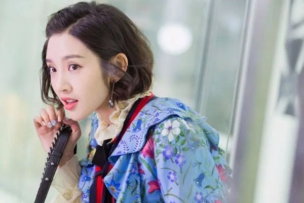 吴秀波和唐艺昕是什么关系?